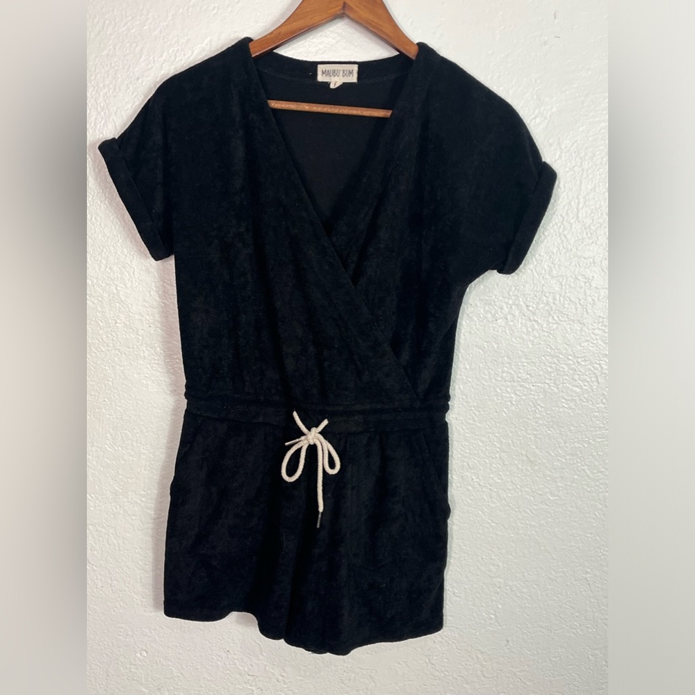 Black Malibu Bum Beach cover-up Romper Medium
